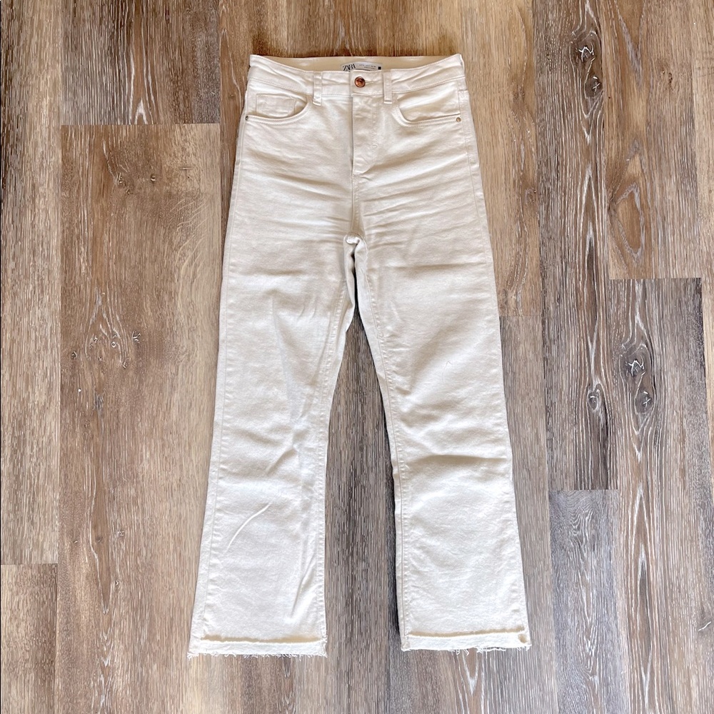 ZARA Midrise Mini Flare Jeans in Ecru